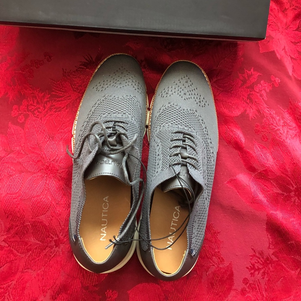 Men’s shoe
